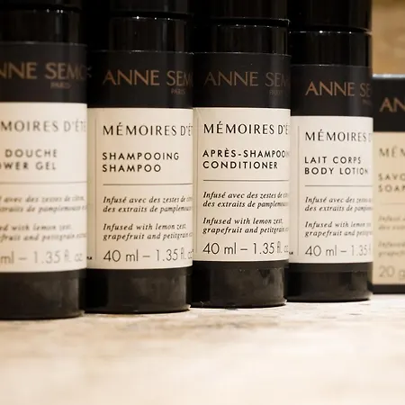 B Montmartre Hotel