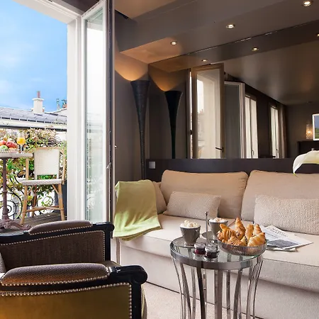 B Montmartre 4* Parigi