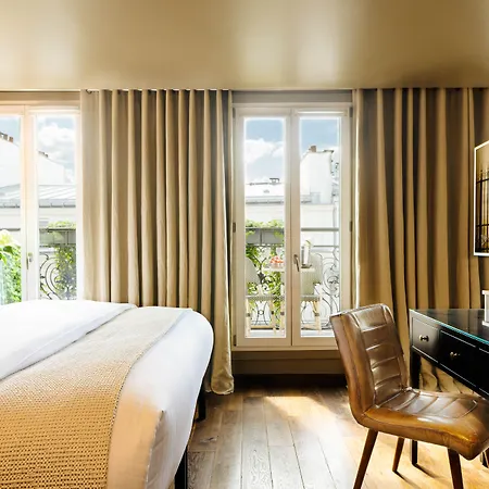Hotel B Montmartre Parigi